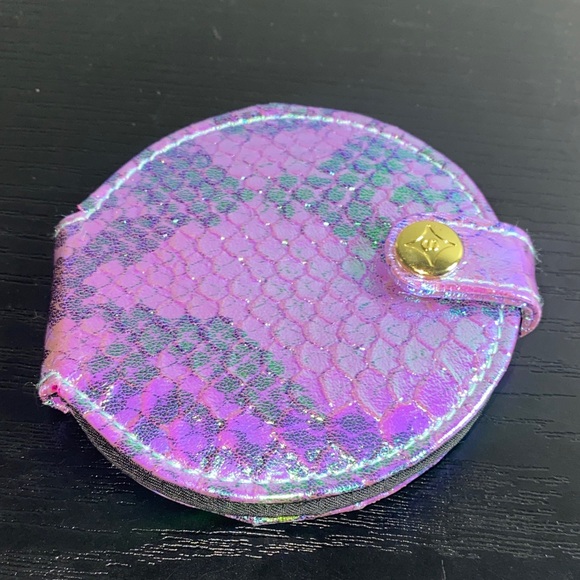 Stephanie Johnson Accessories - 🐚Stephanie Johnson Compact mirror!